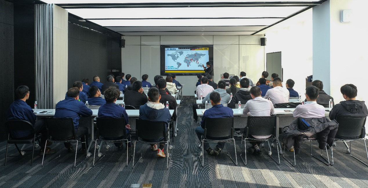 邁向未來 共同成長！泉工股份新員工入職培訓(xùn)圓滿舉行